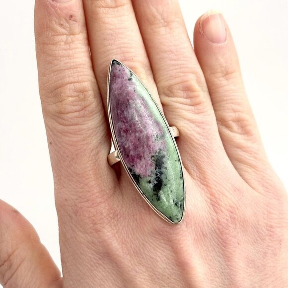 XL Natural Ruby Zoisite Cabochon Gemstone Milgrain Vintage Ring - sz 12.5 - Picture 2 of 10